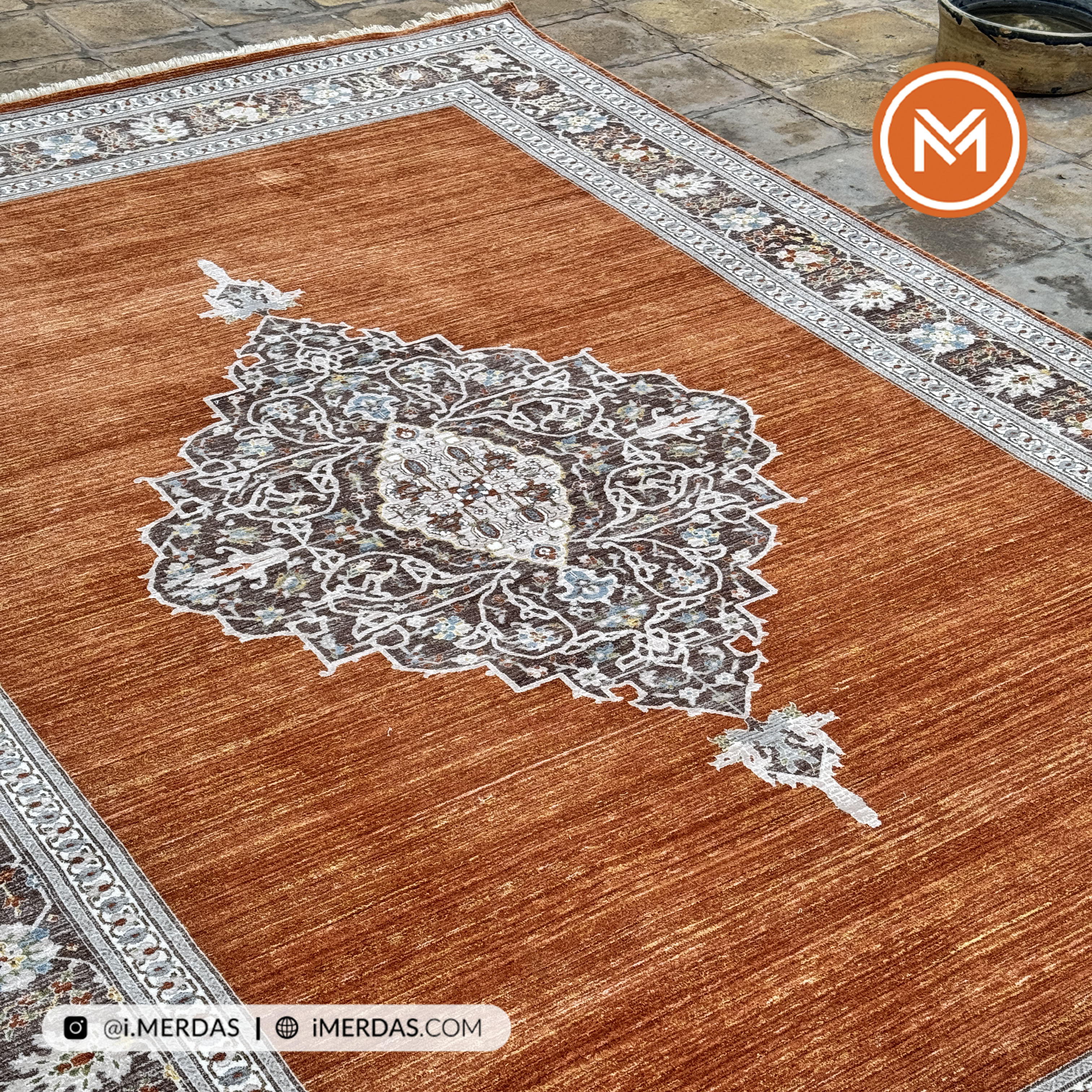 فرش وینتیج کد 76016 زمینه مسی